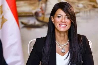 رانيا المشاط تحذر من تأثيرات اضطراب الممرات البحرية على الاقتصاد العالمي من هرمز إلى الأسواق العالمية