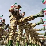 إيران تعزز استعداداتها العسكرية: نشر 10 ألوية من القوة البرية على سواحل مكران وسط مخاوف من غزو محتمل